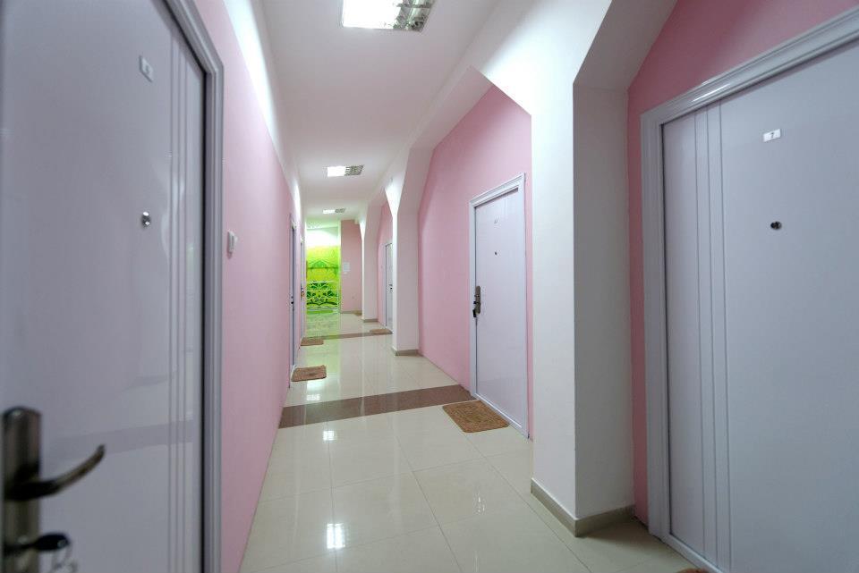 Hostel Paparazzo & Apartmens Kikinda ภายนอก รูปภาพ